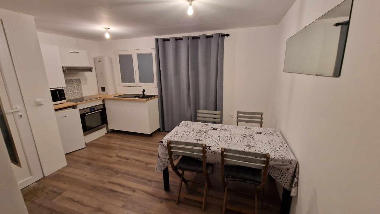 Studio Renard Quartier Marais, Terrasse En Rez De Jardin, Matelas Confort Bourges Exterior foto